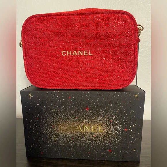 Chanel - Picture 1 of 3